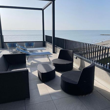 Nuovo Residence Serenissima Frontemare - Agenzia Cocal Caorle Exterior foto